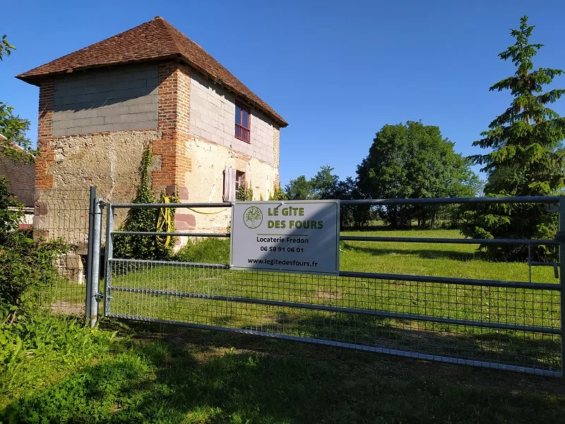 Entrée et parking indépendant